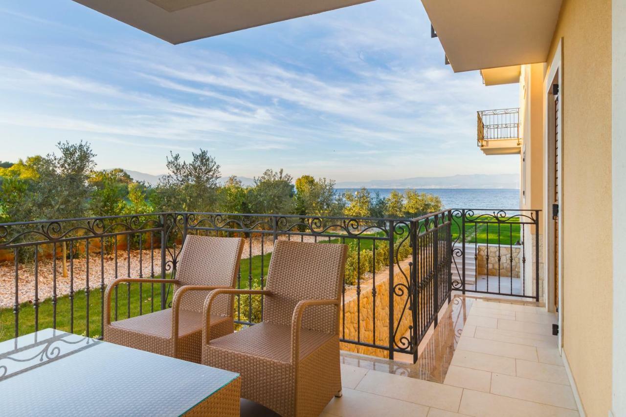 Luxury Apartments Villa Matea 1 Malinska Exterior photo